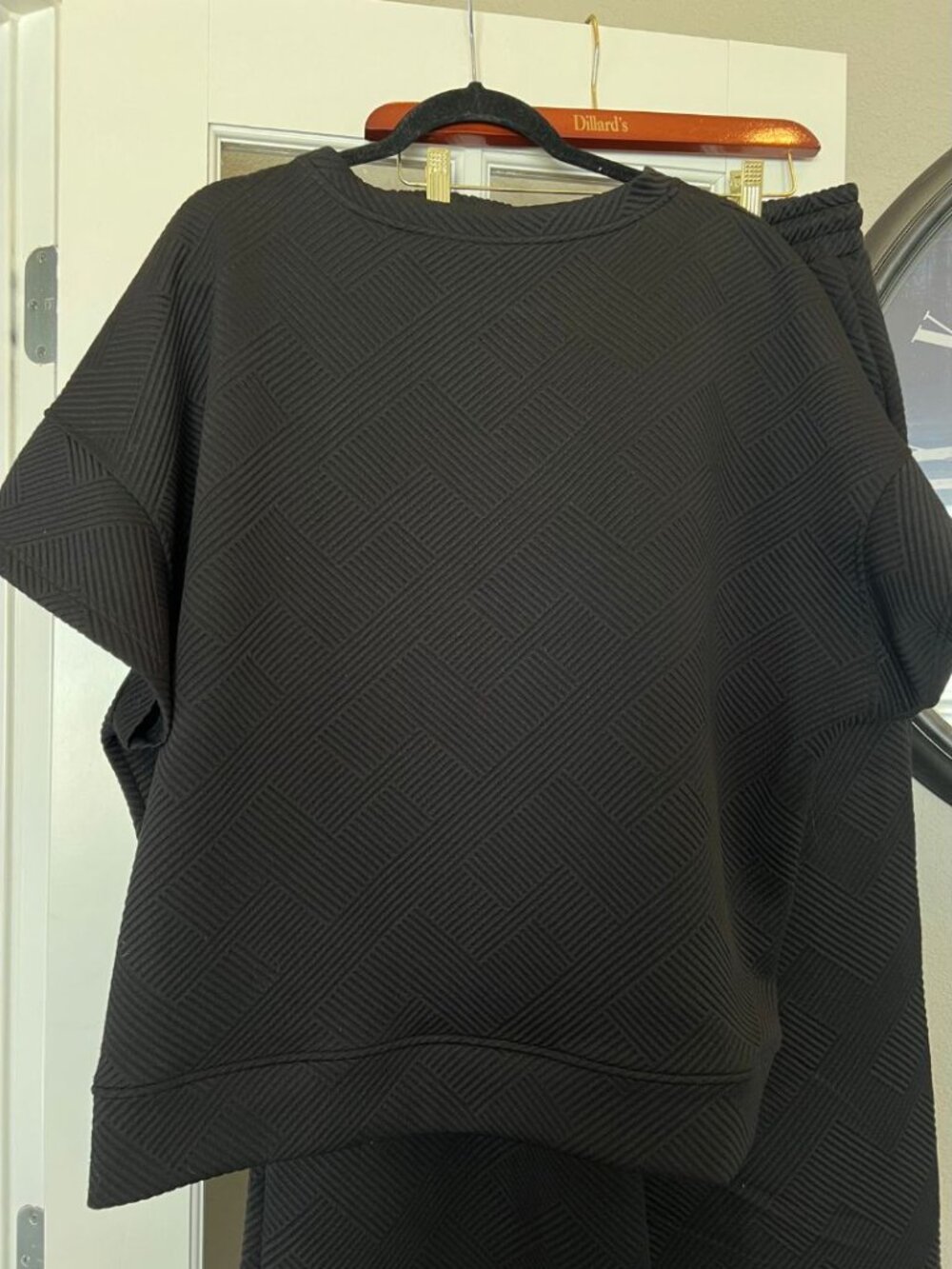Black Patterned Crop Pant Set - Picture 6 of 7